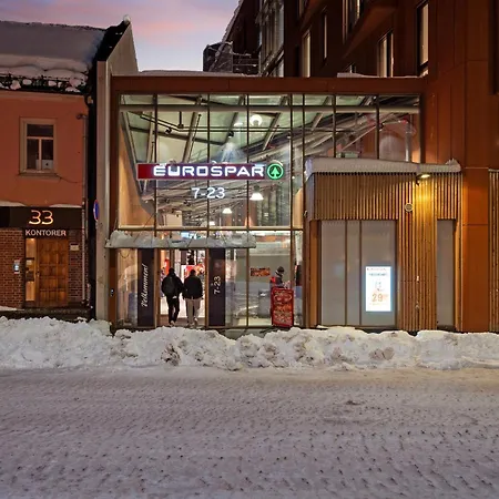 Elegant Center Of *